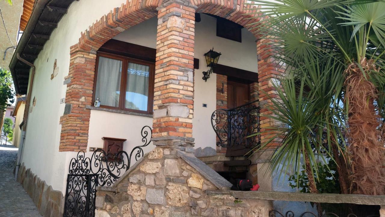 Willa Casa Ondina Porlezza Zewnętrze zdjęcie